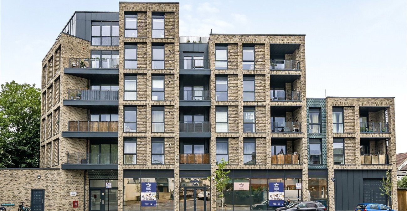 1 bedroom property for sale in Forest Hill | Robinson Jackson
