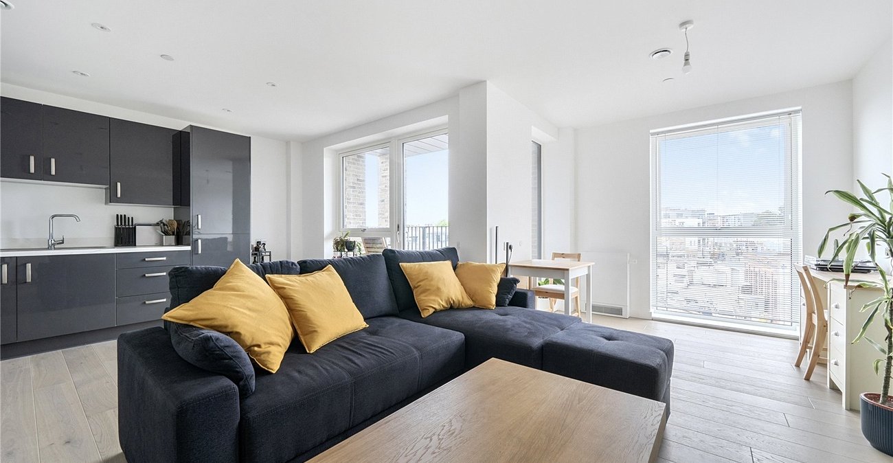 1 bedroom property for sale in Forest Hill | Robinson Jackson