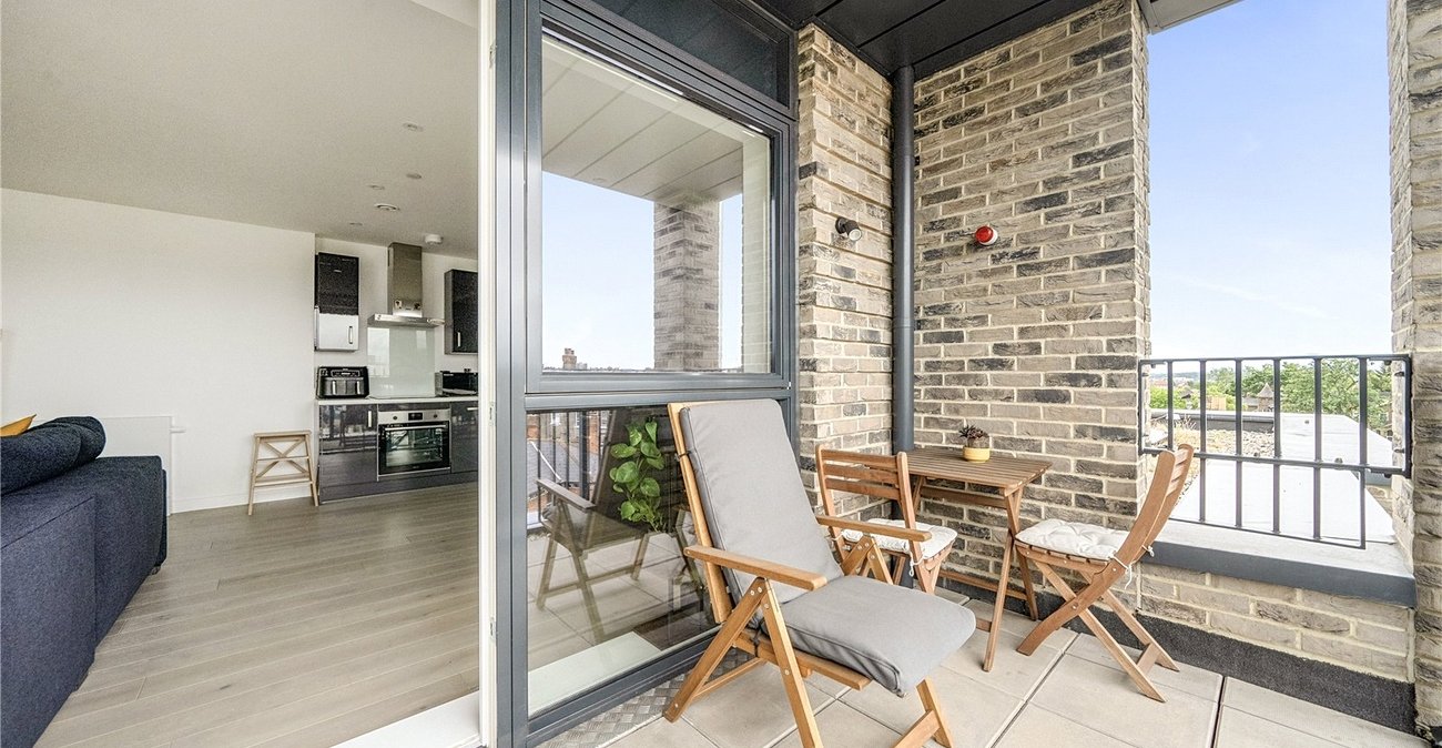 1 bedroom property for sale in Forest Hill | Robinson Jackson