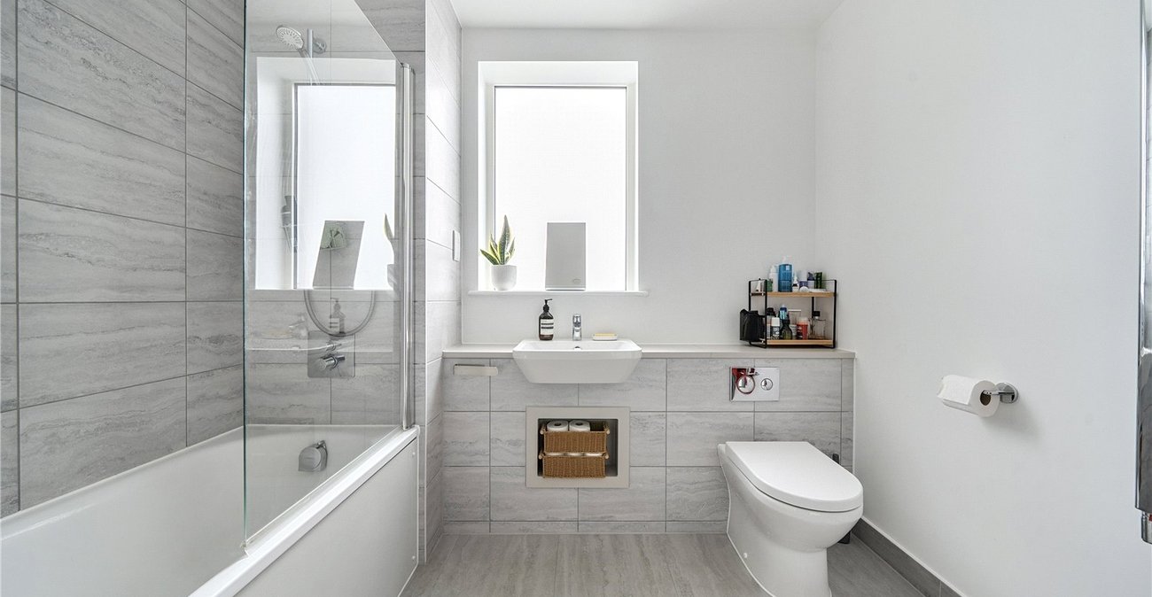 1 bedroom property for sale in Forest Hill | Robinson Jackson