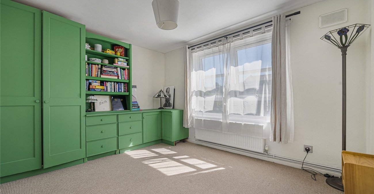 3 bedroom house for sale in Woolwich | Robinson Jackson