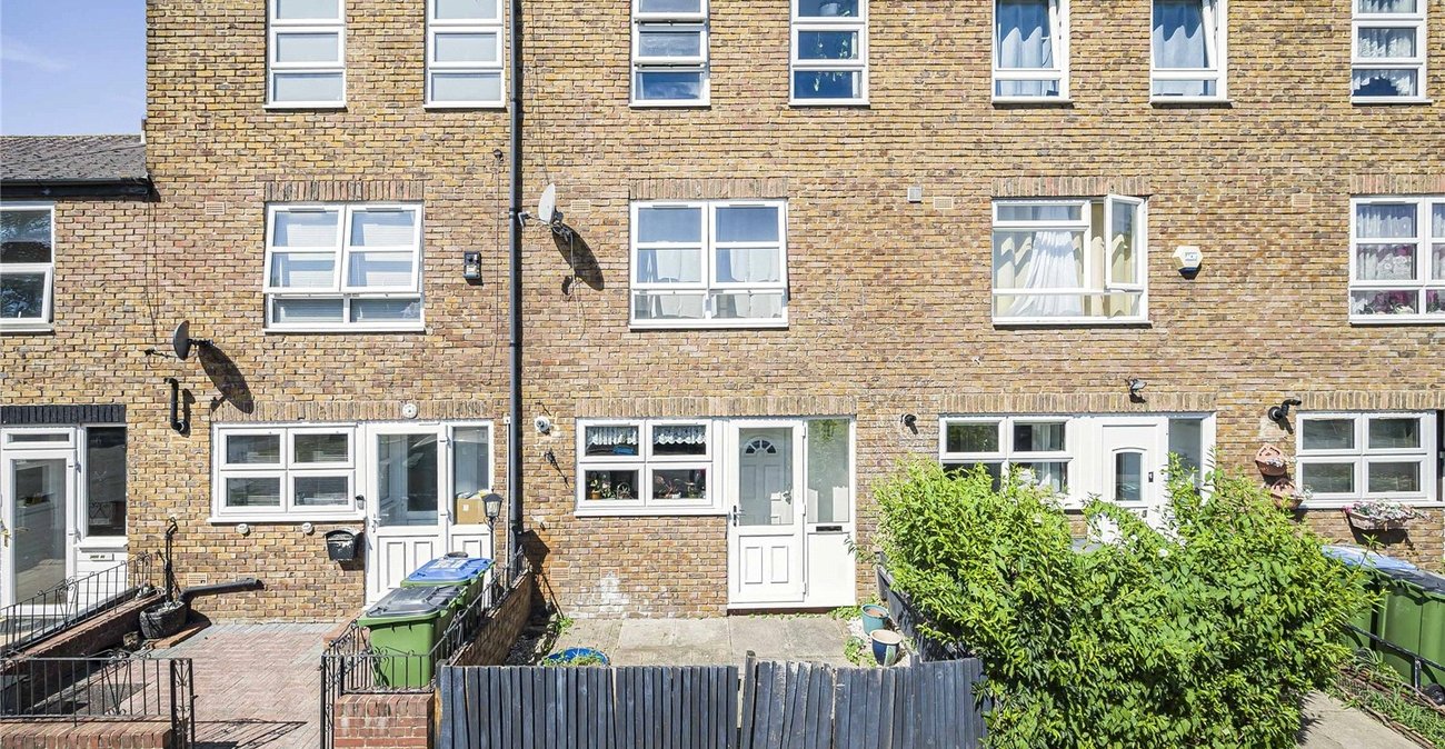 3 bedroom house for sale in Woolwich | Robinson Jackson