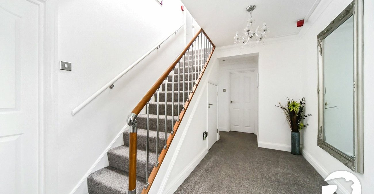 5 bedroom house for sale in Rainham | Robinson Michael & Jackson