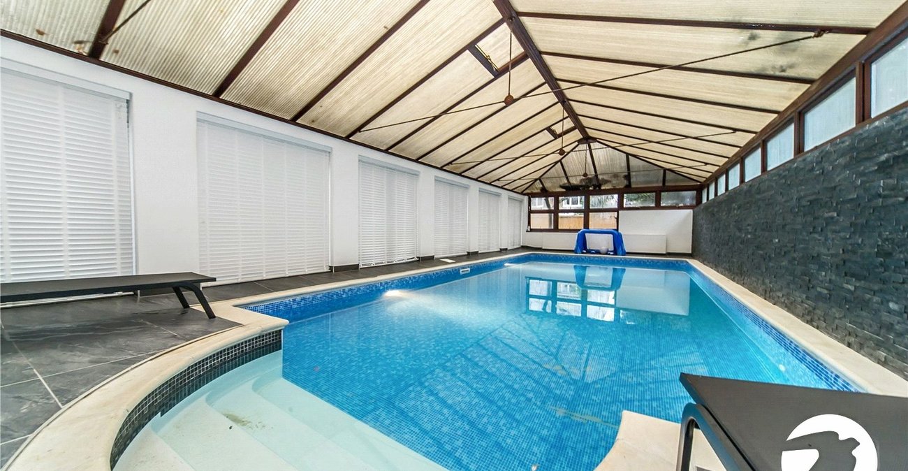 5 bedroom house for sale in Rainham | Robinson Michael & Jackson