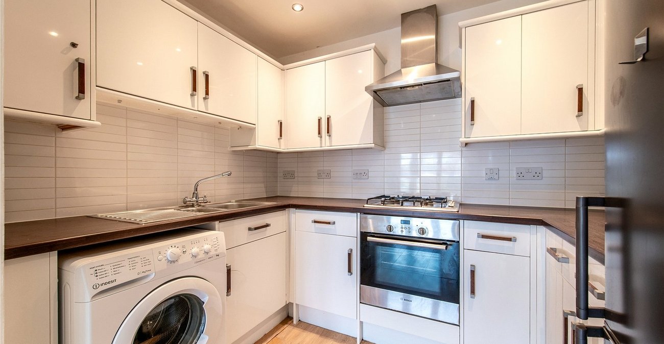 1 bedroom property for sale in Hart Street | Robinson Michael & Jackson