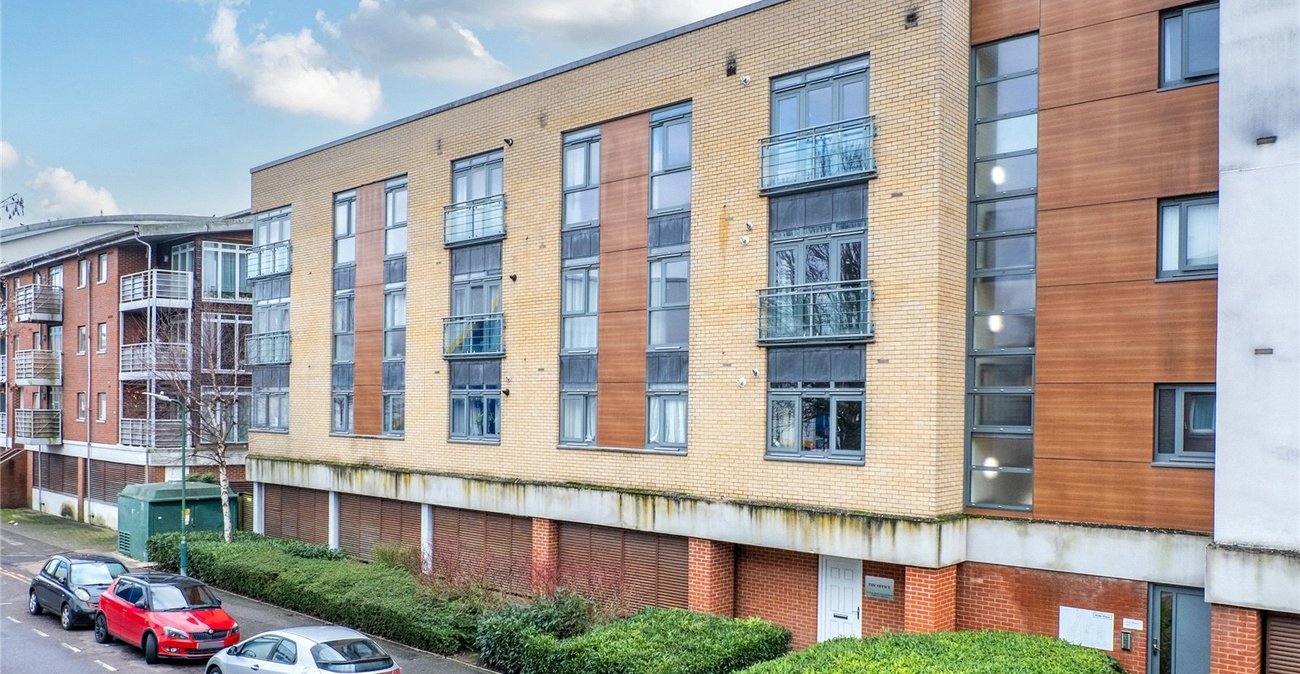 1 bedroom property for sale in Hart Street | Robinson Michael & Jackson