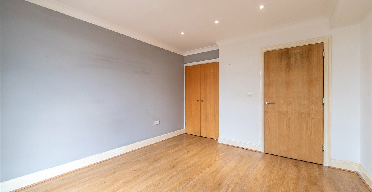 1 bedroom property for sale in Hart Street | Robinson Michael & Jackson