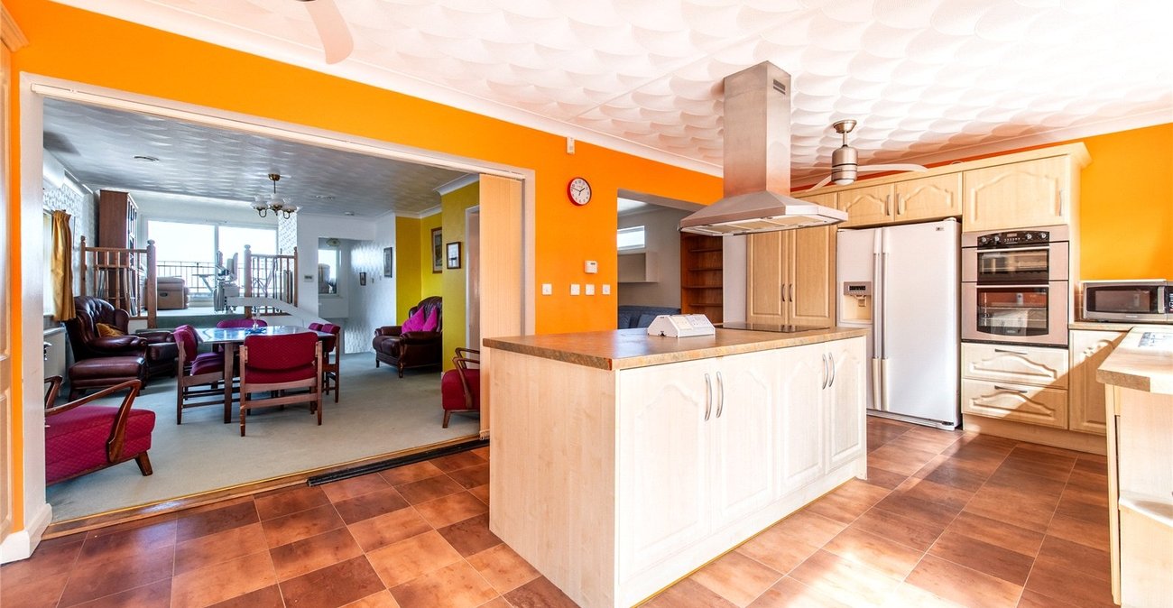 3 bedroom house for sale in Higham | Robinson Michael & Jackson