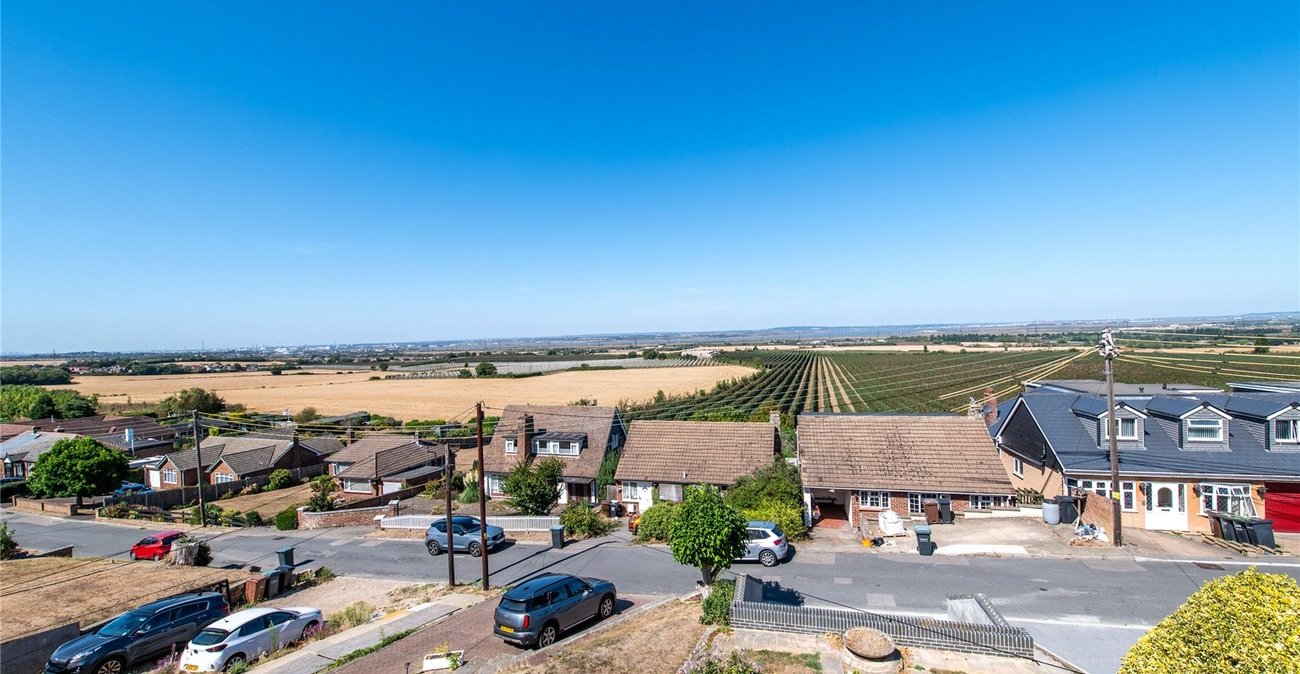 3 bedroom house for sale in Higham | Robinson Michael & Jackson