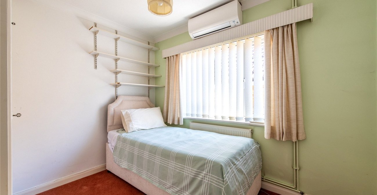 3 bedroom house for sale in Higham | Robinson Michael & Jackson
