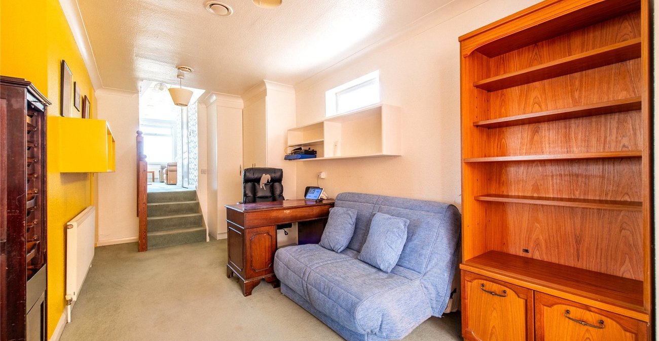 3 bedroom house for sale in Higham | Robinson Michael & Jackson