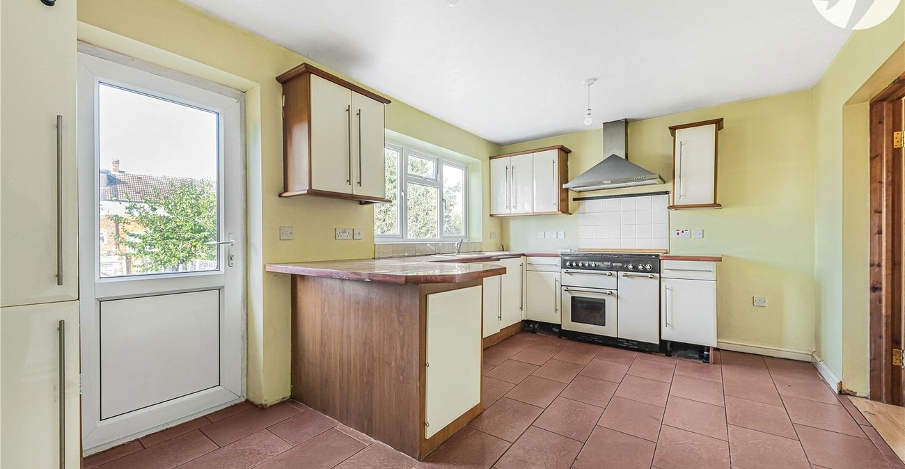 3 bedroom house for sale in Dartford | Robinson Jackson