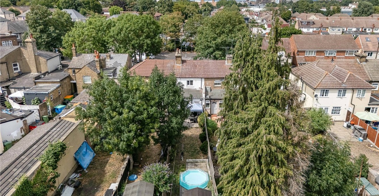 2 bedroom house for sale in Wilmington | Robinson Jackson