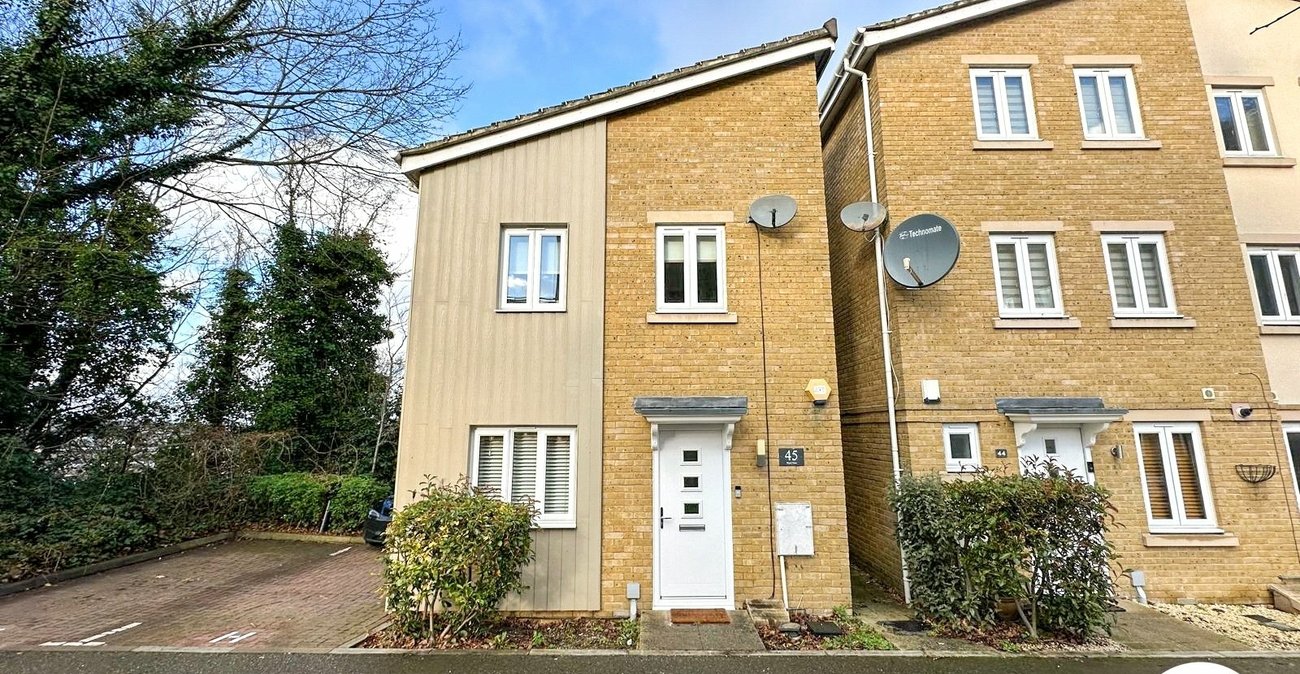 3 bedroom house for sale in Chatham | Robinson Michael & Jackson