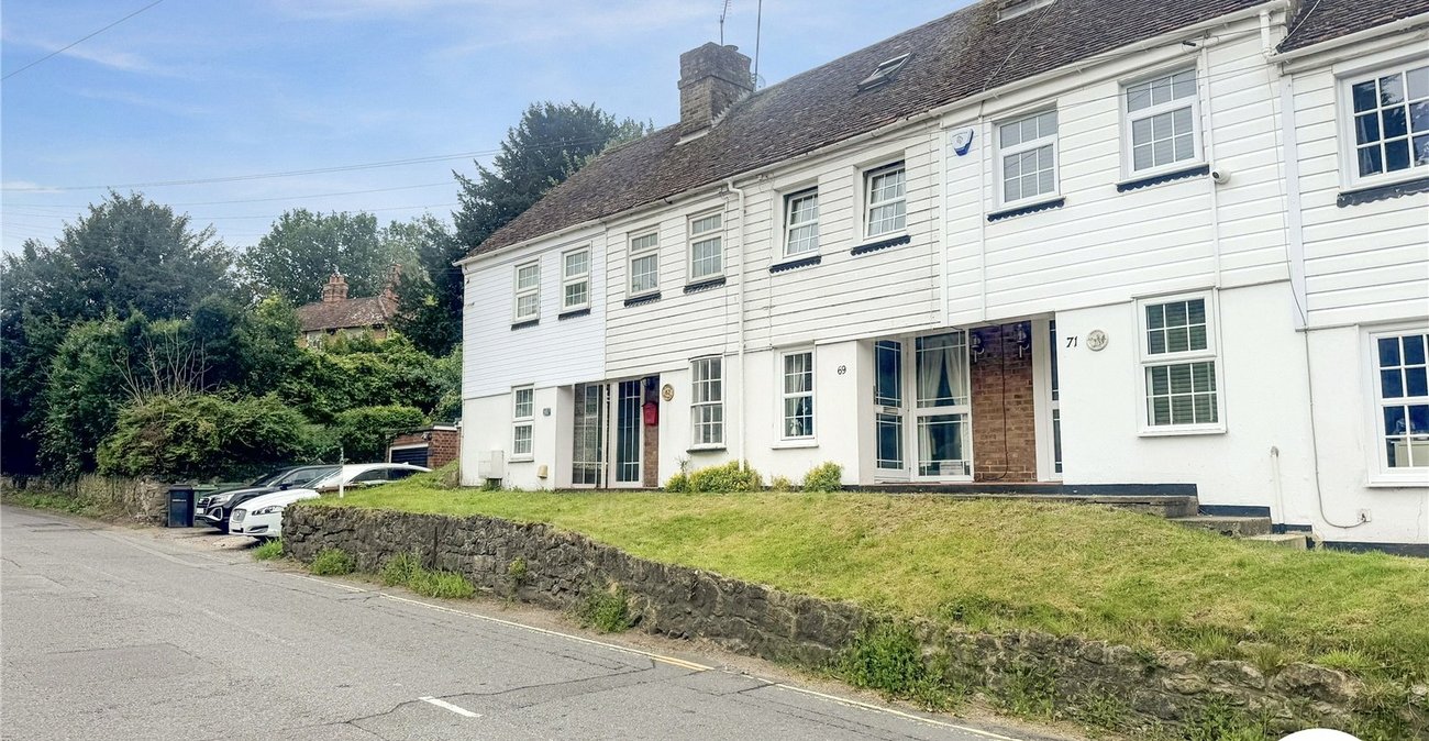 2 bedroom house for sale in Bearsted | Robinson Michael & Jackson