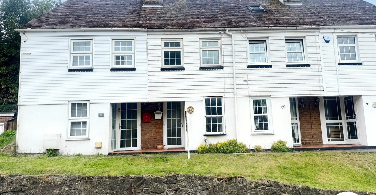 2 bedroom house for sale in Bearsted | Robinson Michael & Jackson