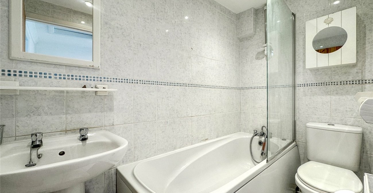 2 bedroom house for sale in Bearsted | Robinson Michael & Jackson