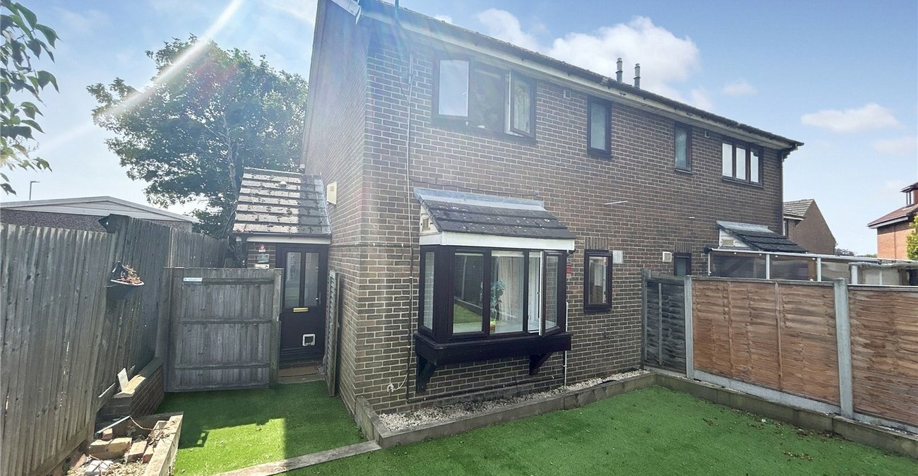 1 bedroom house for sale in Westerham Drive | Robinson Jackson