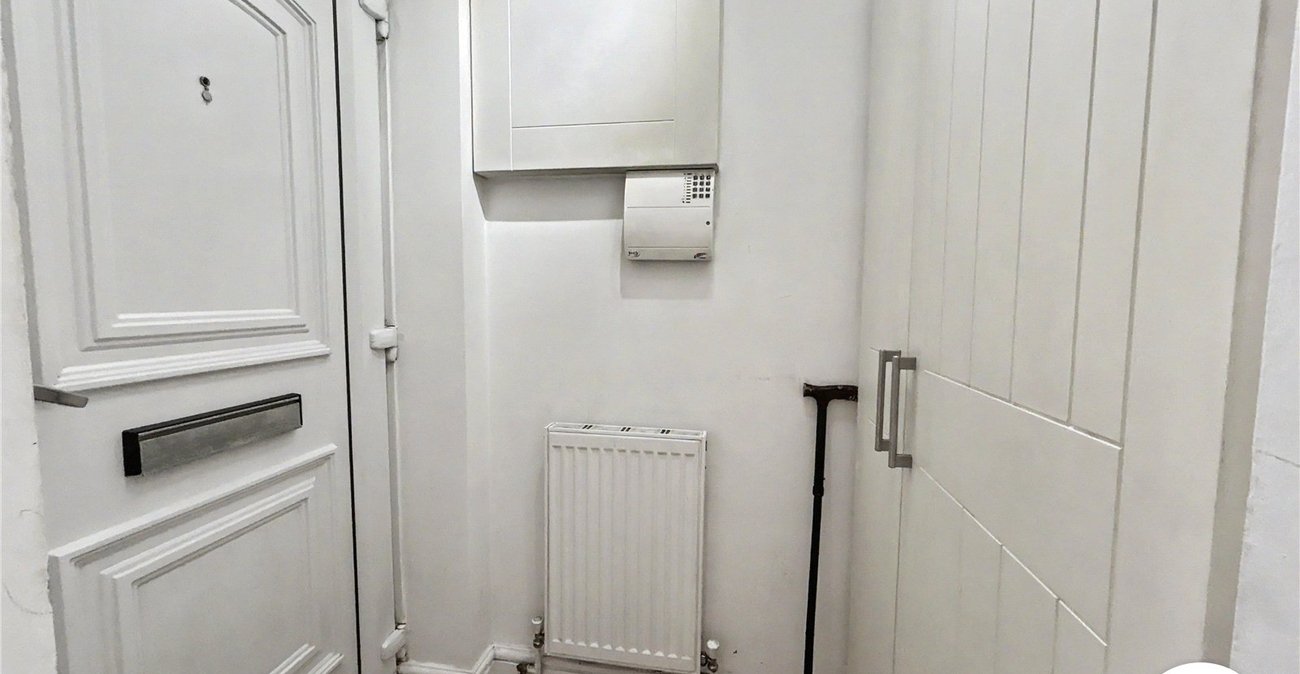 1 bedroom house for sale in Westerham Drive | Robinson Jackson