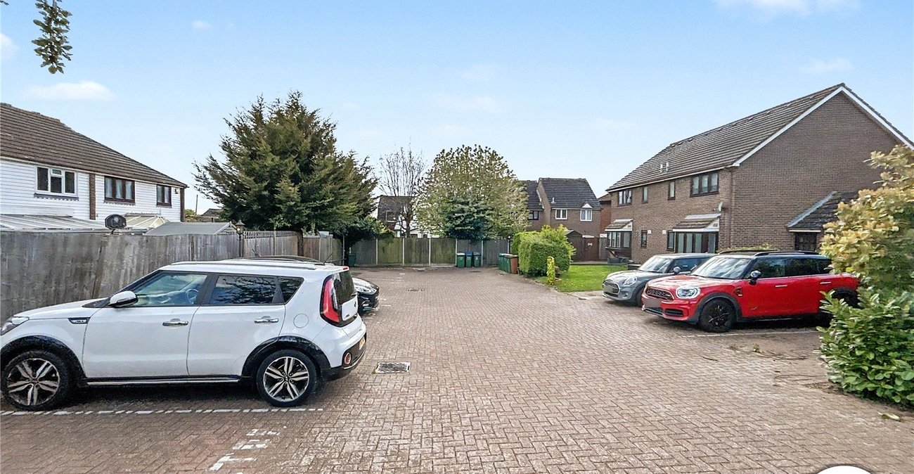 1 bedroom house for sale in Westerham Drive | Robinson Jackson