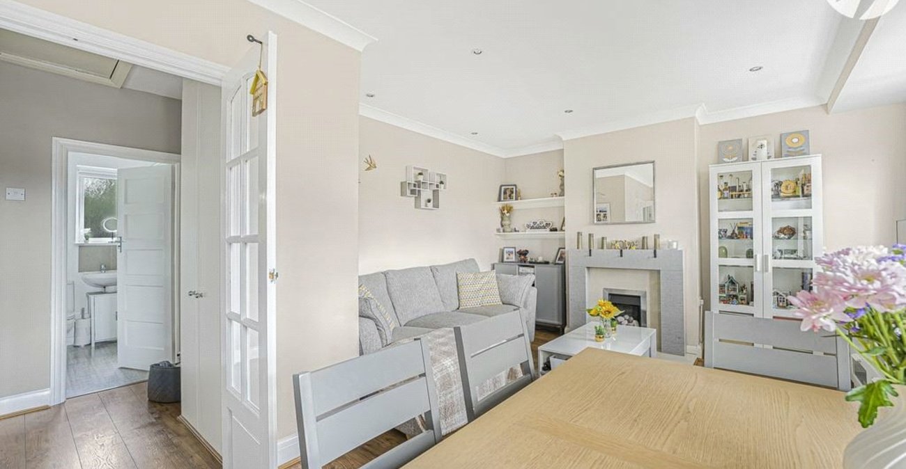 2 bedroom property for sale in Chelsfield | Robinson Jackson