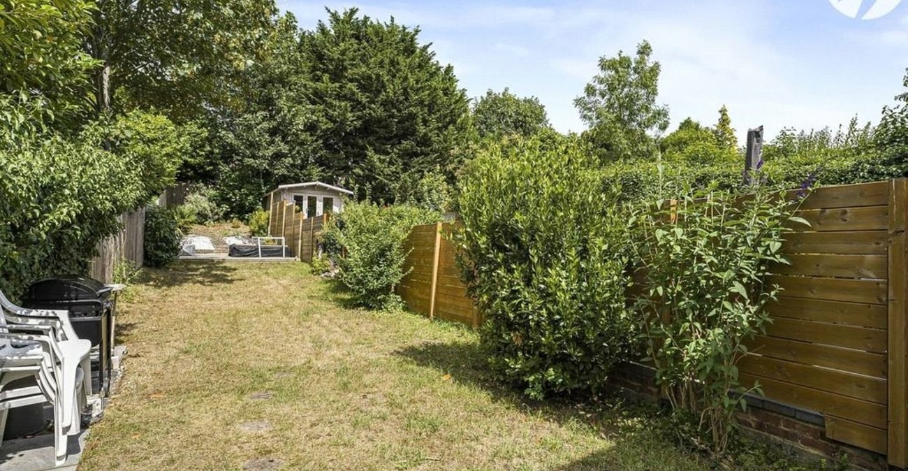 2 bedroom property for sale in Chelsfield | Robinson Jackson