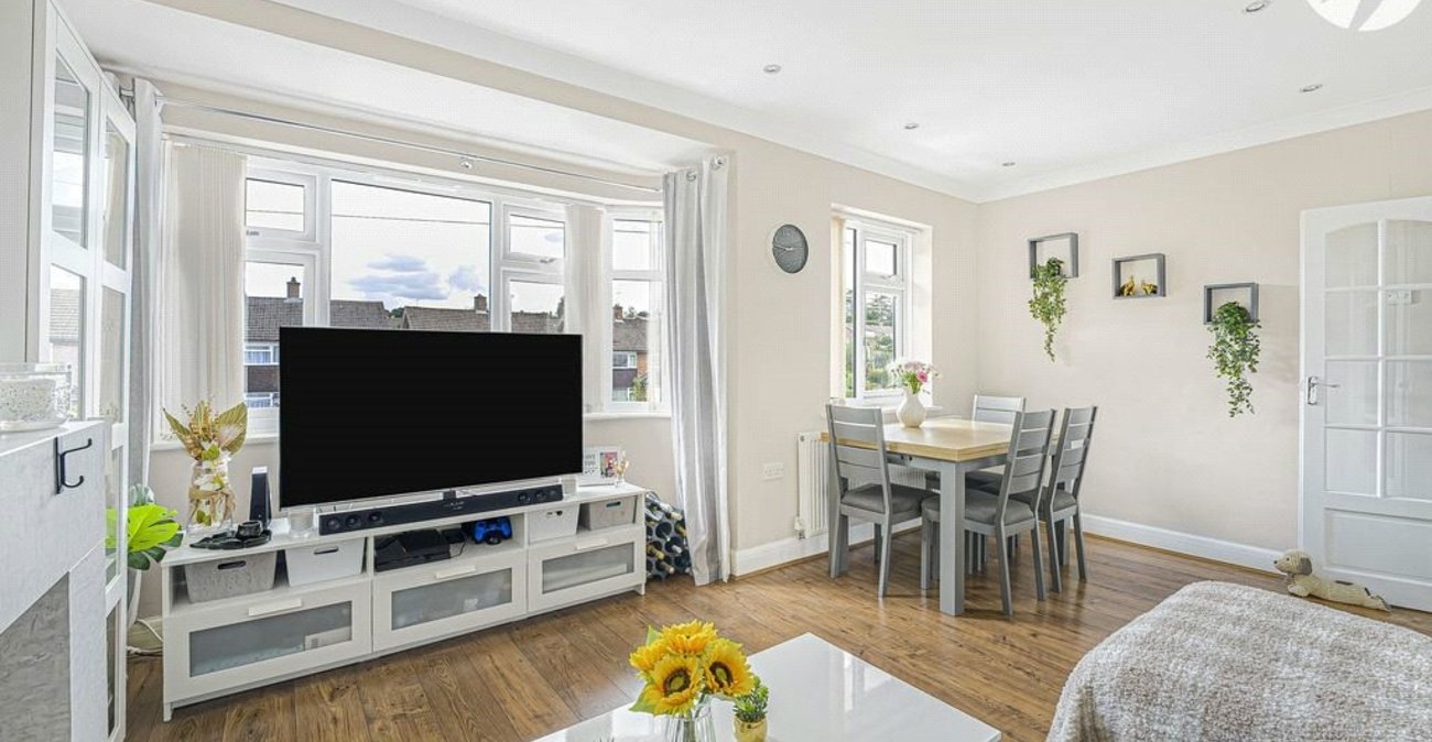 2 bedroom property for sale in Chelsfield | Robinson Jackson