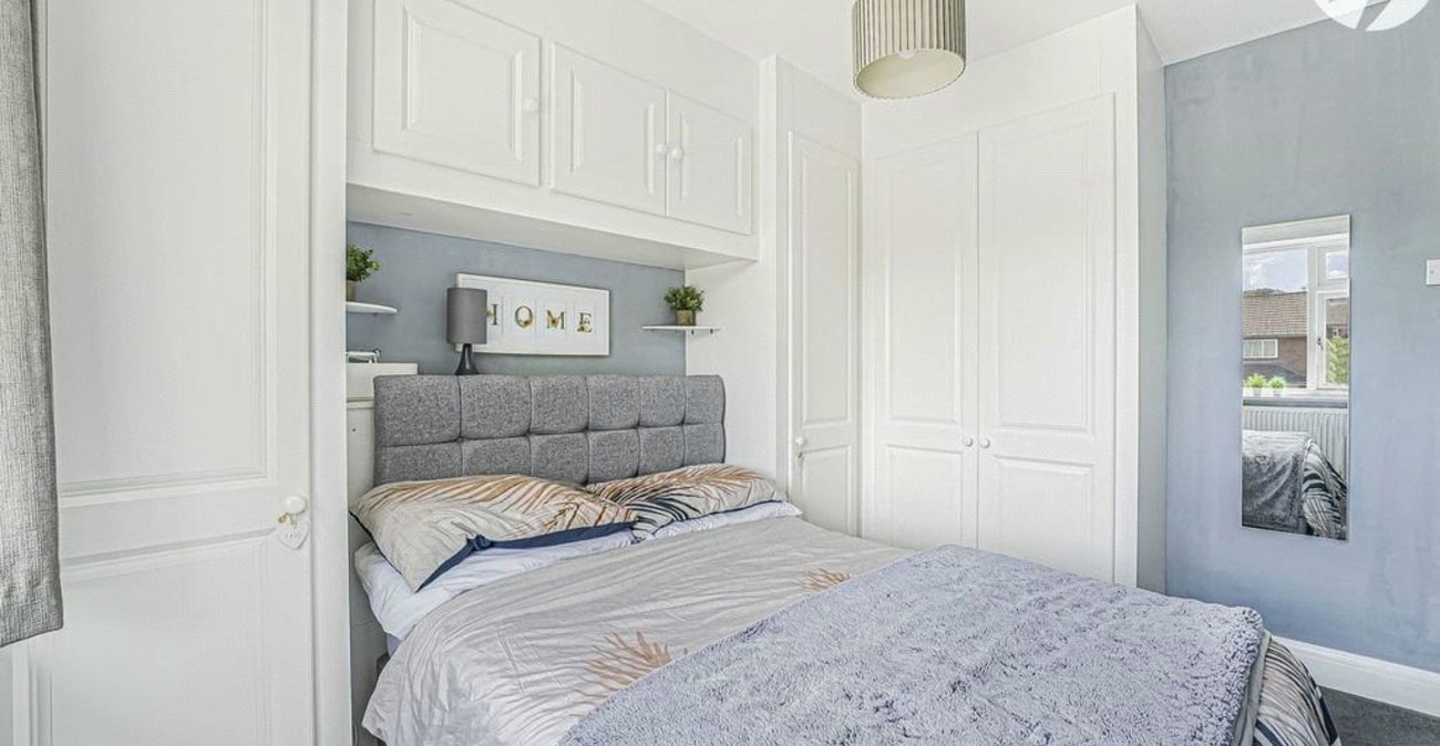 2 bedroom property for sale in Chelsfield | Robinson Jackson