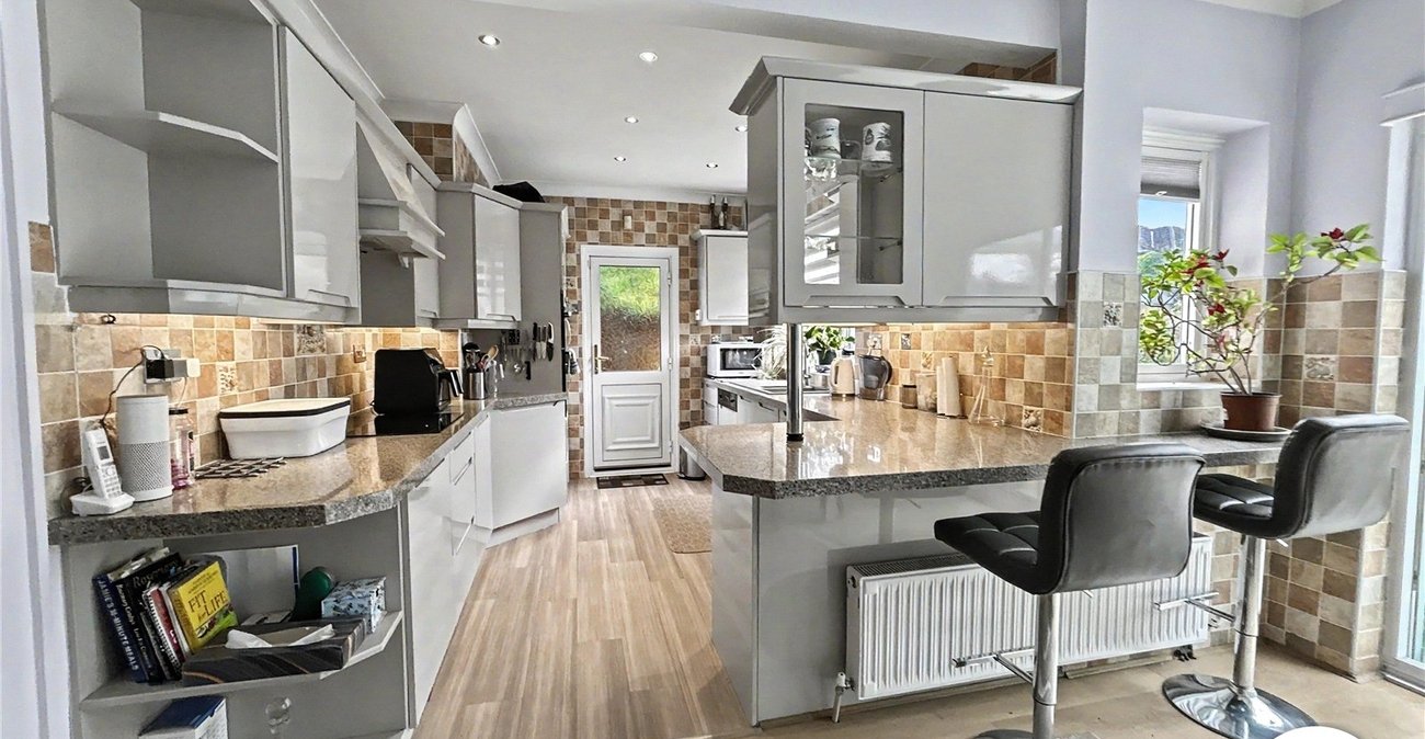 4 bedroom house for sale in Sidcup | Robinson Jackson