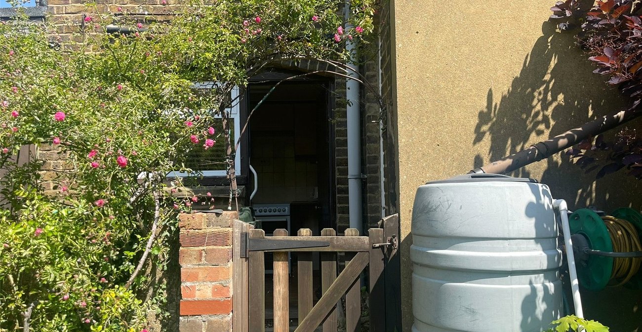 2 bedroom house for sale in Southfleet | Robinson Michael & Jackson