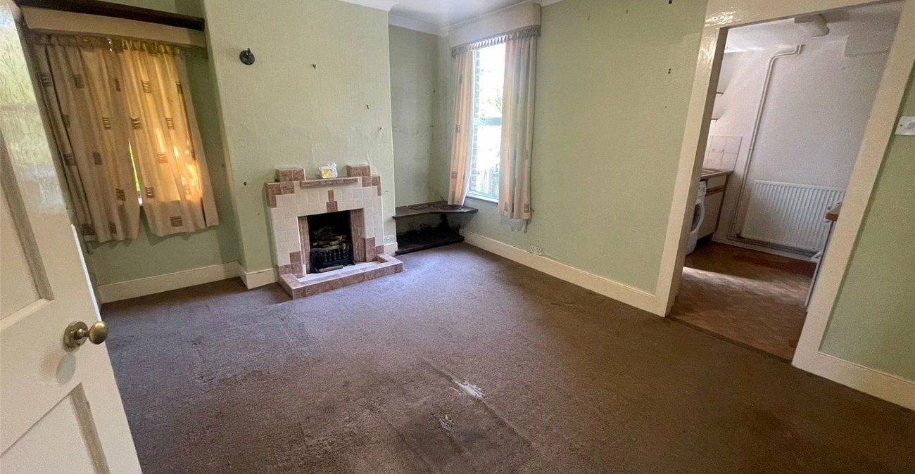 2 bedroom house for sale in Southfleet | Robinson Michael & Jackson