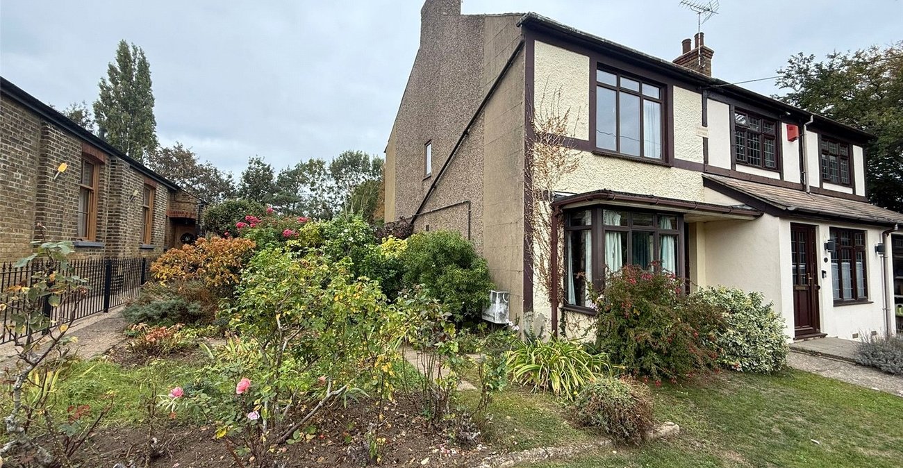 2 bedroom house for sale in Southfleet | Robinson Michael & Jackson