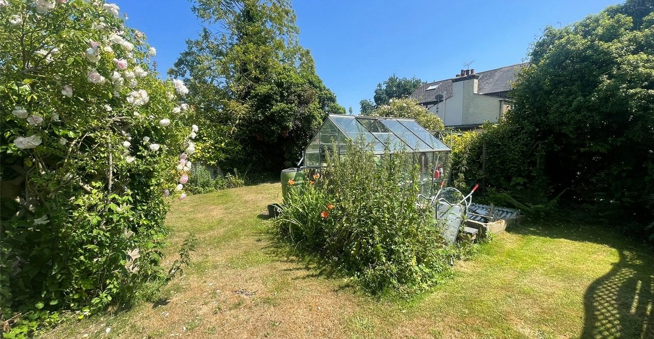 2 bedroom house for sale in Southfleet | Robinson Michael & Jackson