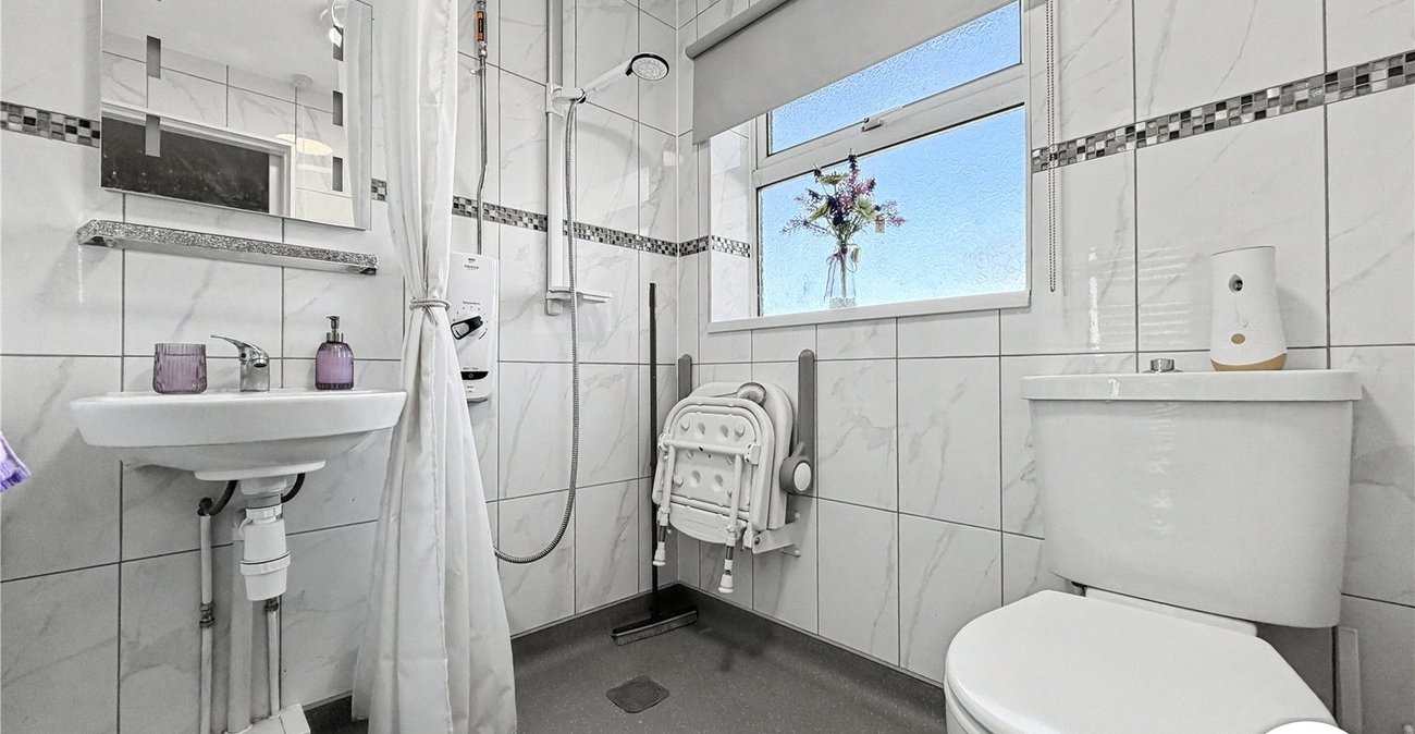 3 bedroom house for sale in Rochester | Robinson Michael & Jackson