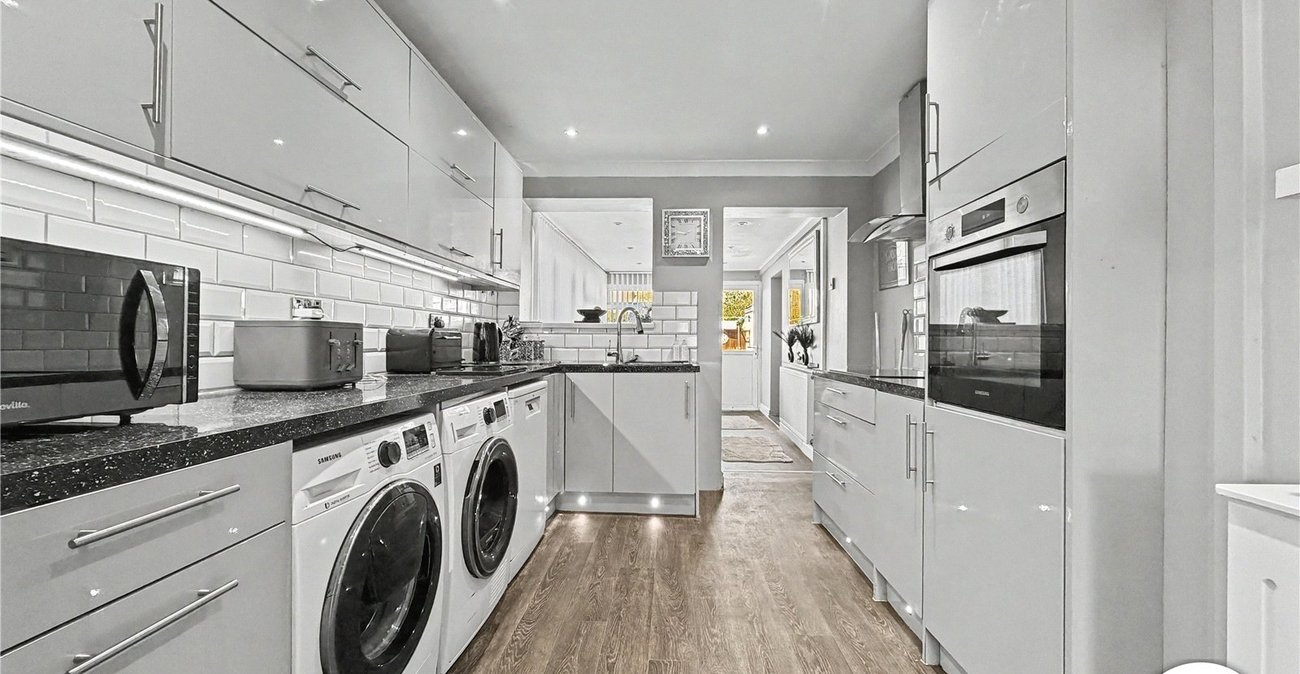 3 bedroom house for sale in Rochester | Robinson Michael & Jackson