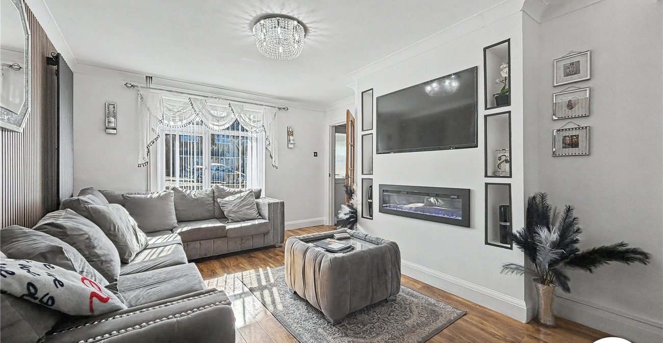 3 bedroom house for sale in Rochester | Robinson Michael & Jackson