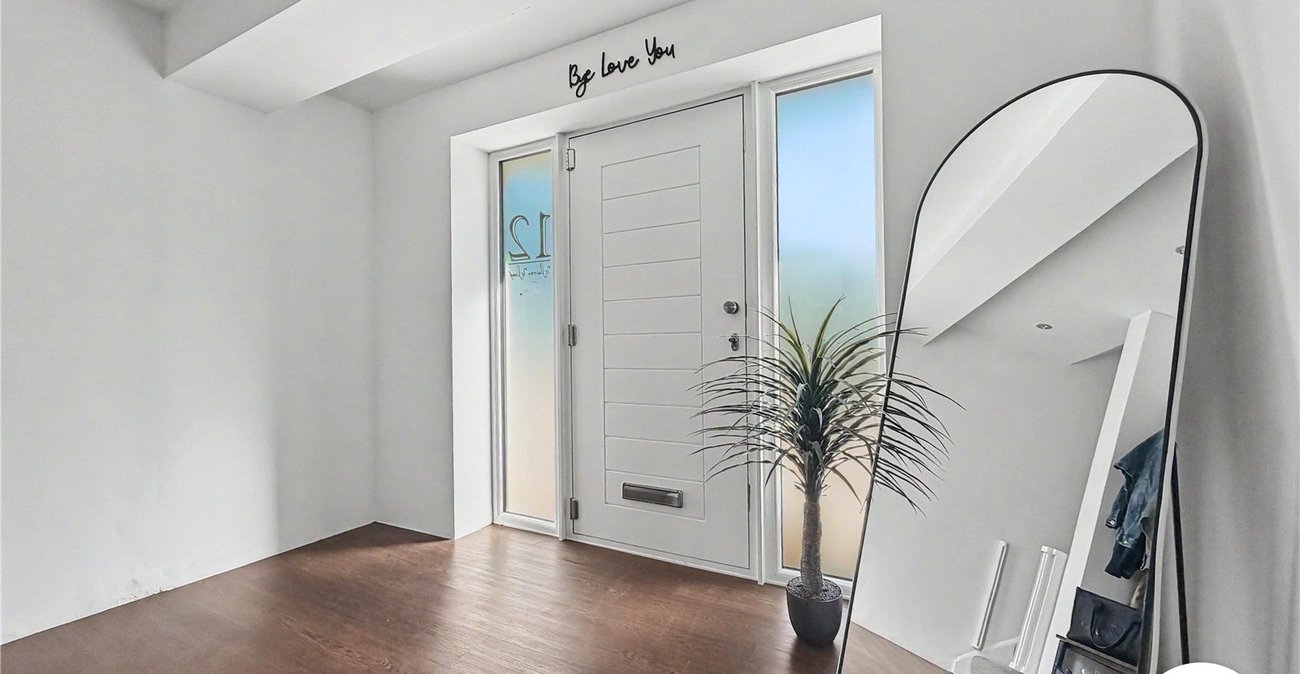3 bedroom house for sale in Rochester | Robinson Michael & Jackson