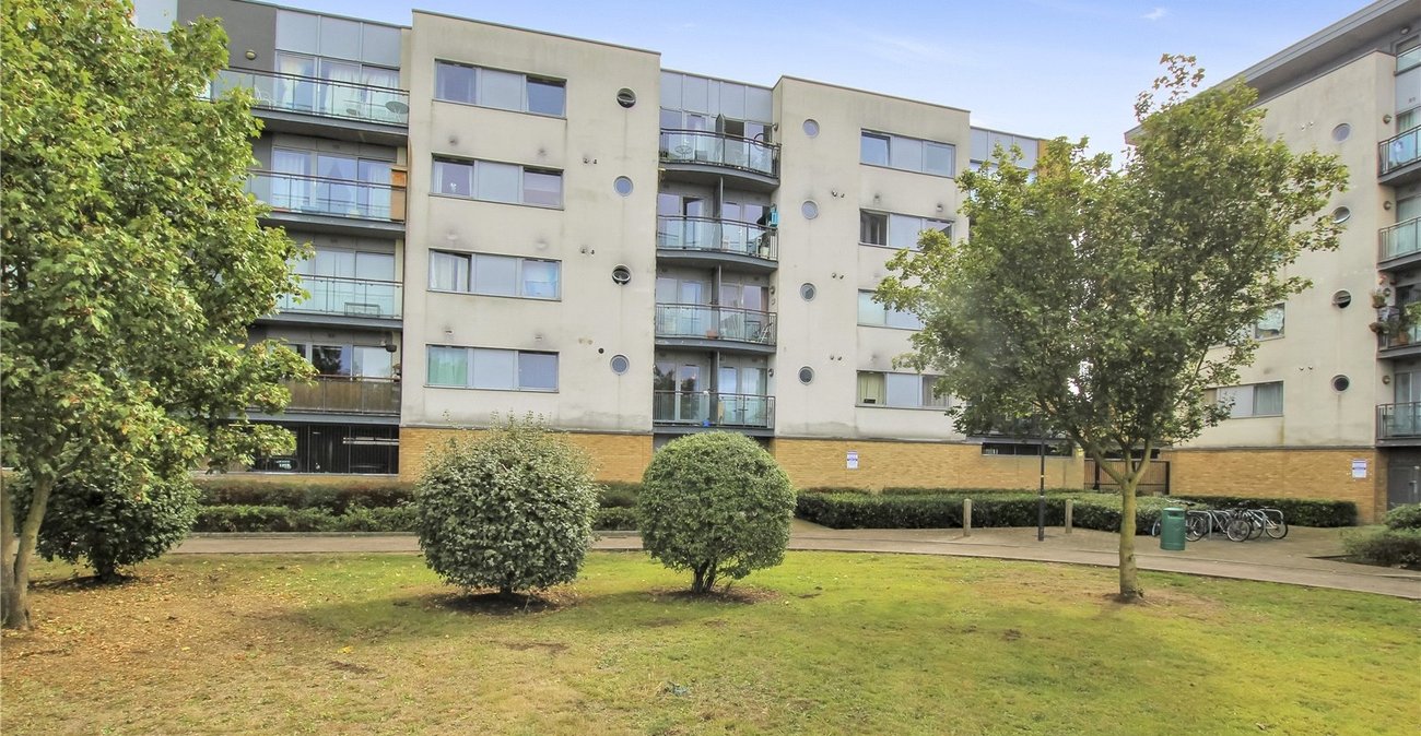 1 bedroom property for sale in Thamesmead | Robinson Jackson