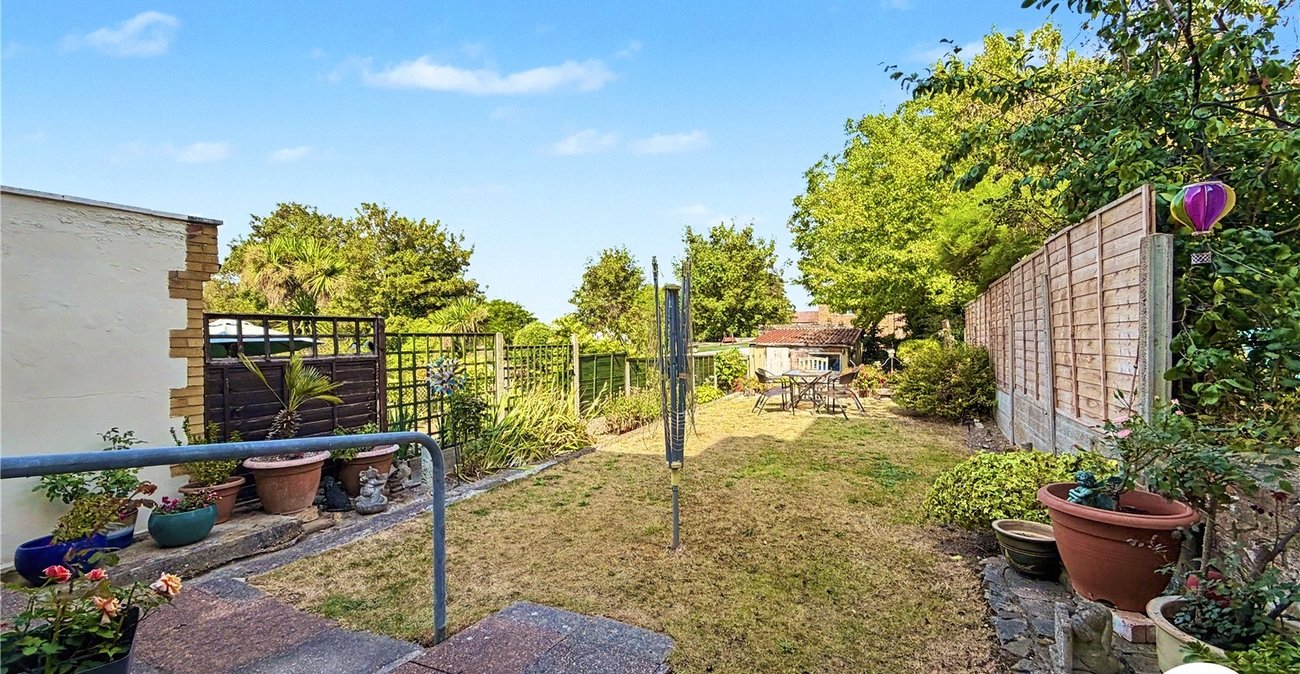 3 bedroom house for sale in Rochester | Robinson Michael & Jackson