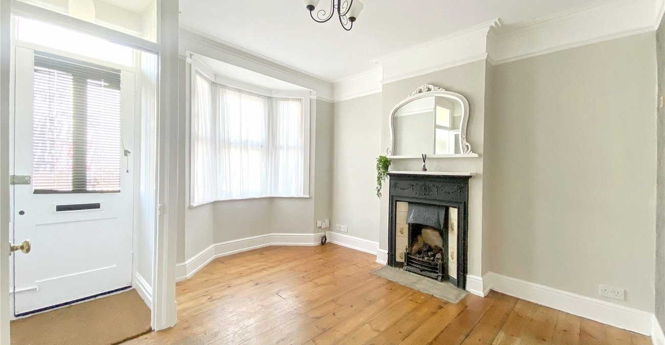 3 bedroom house for sale in Sidcup | Robinson Jackson