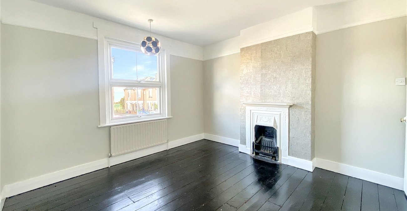 3 bedroom house for sale in Sidcup | Robinson Jackson