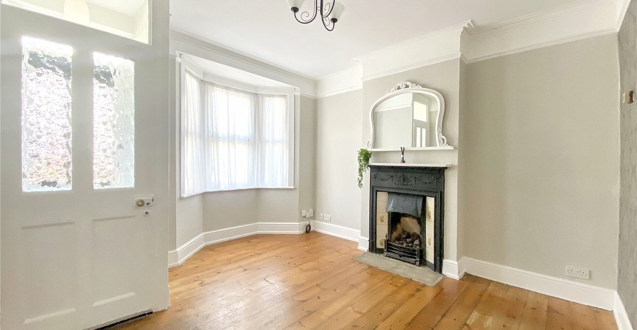 3 bedroom house for sale in Sidcup | Robinson Jackson