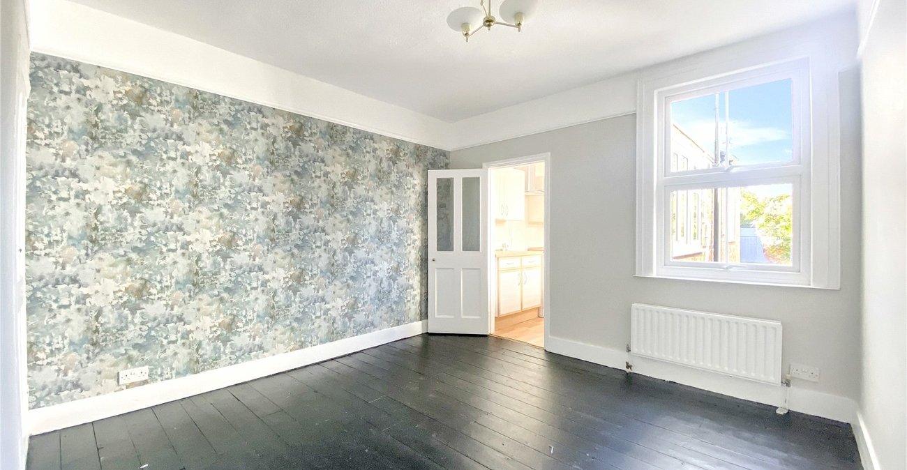 3 bedroom house for sale in Sidcup | Robinson Jackson