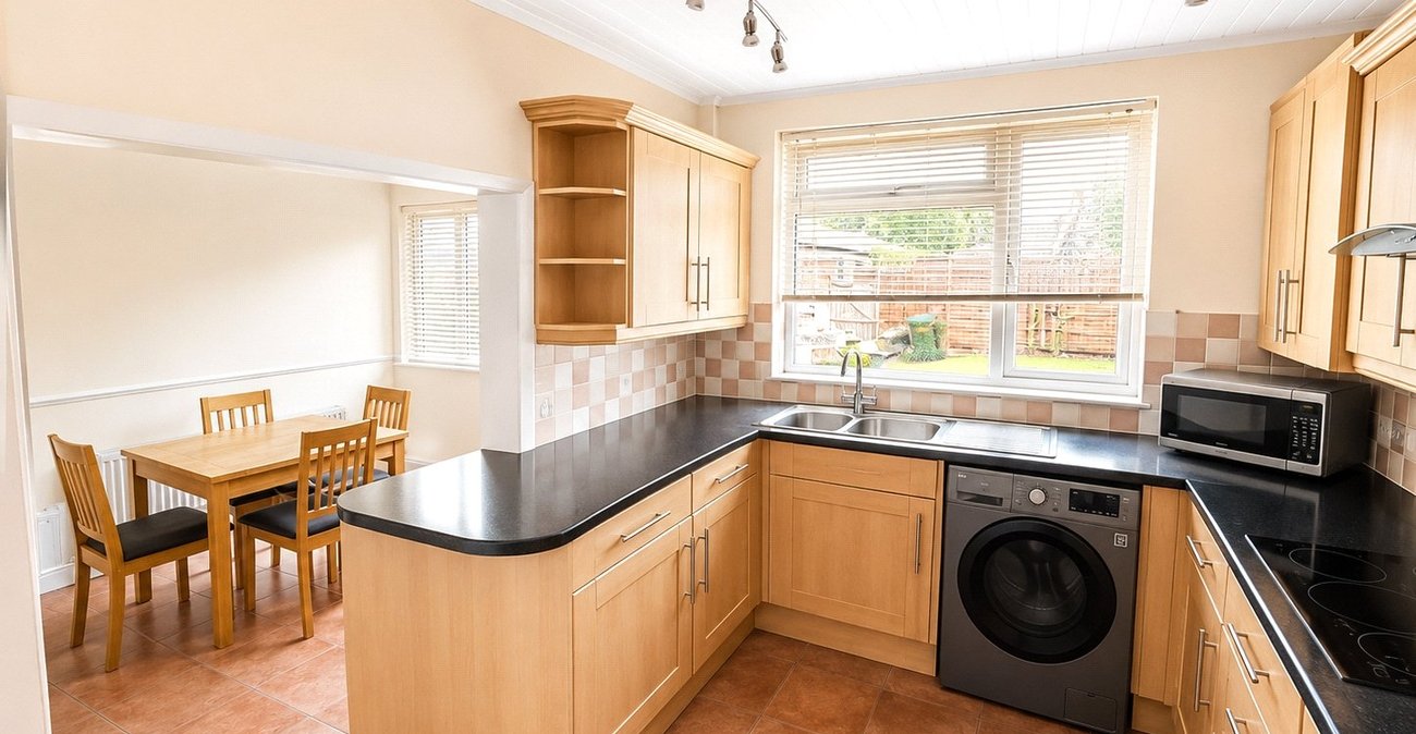 2 bedroom house for sale in Welling | Robinson Jackson
