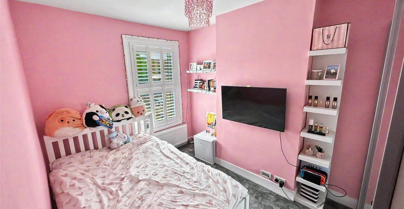 2 bedroom house for sale in Welling | Robinson Jackson