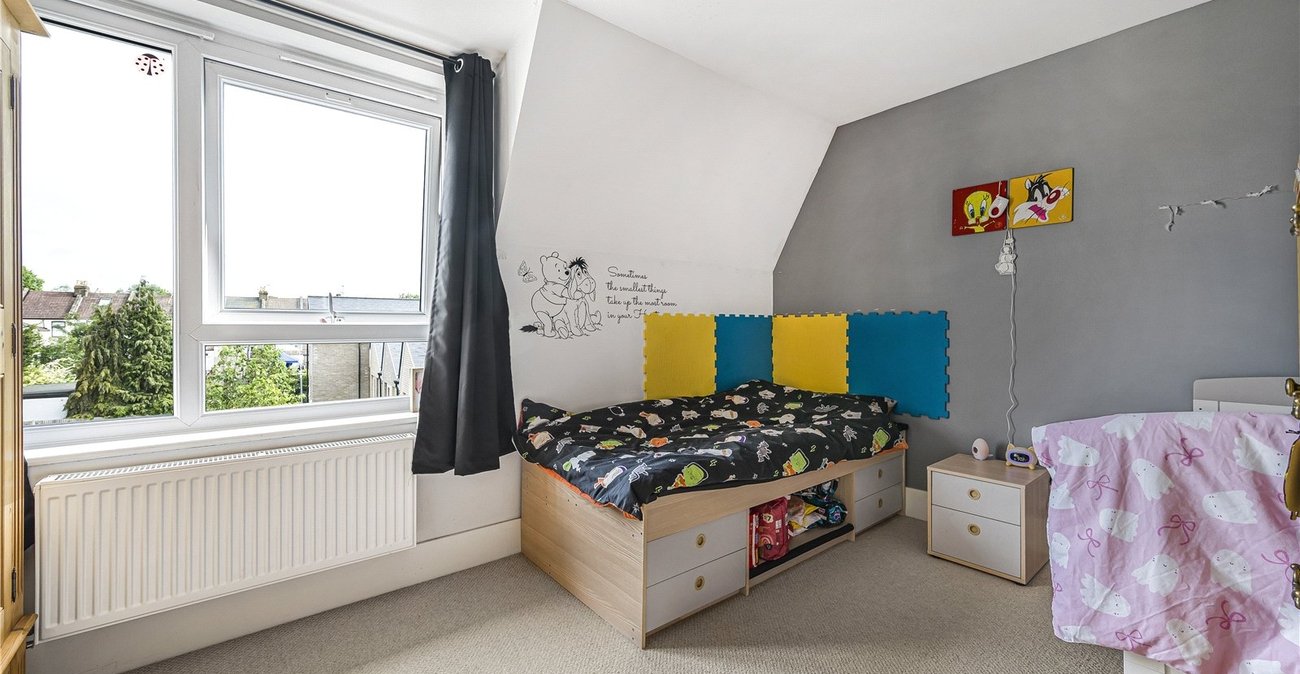 2 bedroom property for sale in Northfleet | Robinson Michael & Jackson