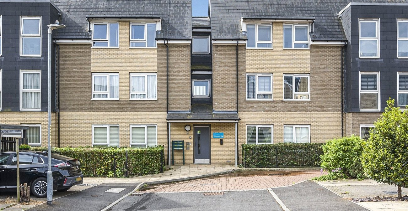 2 bedroom property for sale in Northfleet | Robinson Michael & Jackson