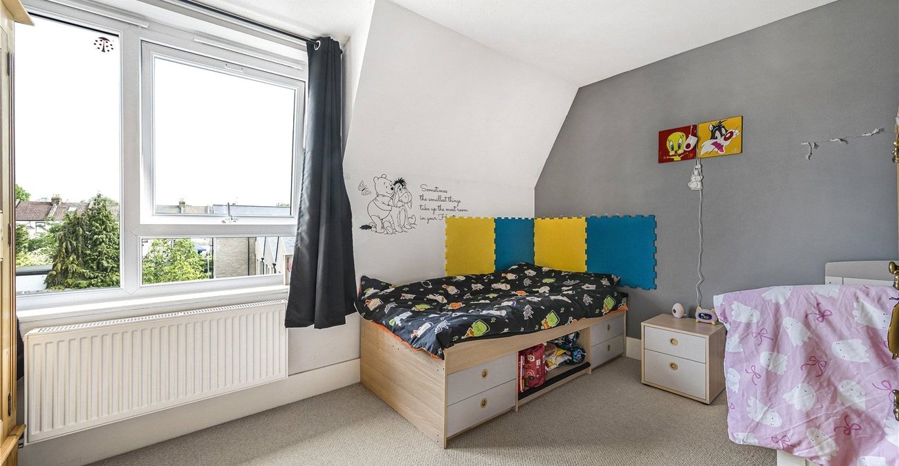 2 bedroom property for sale in Northfleet | Robinson Michael & Jackson