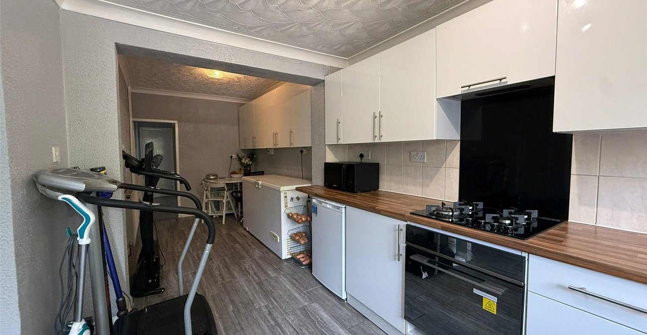 3 bedroom house for sale in Northfleet | Robinson Michael & Jackson