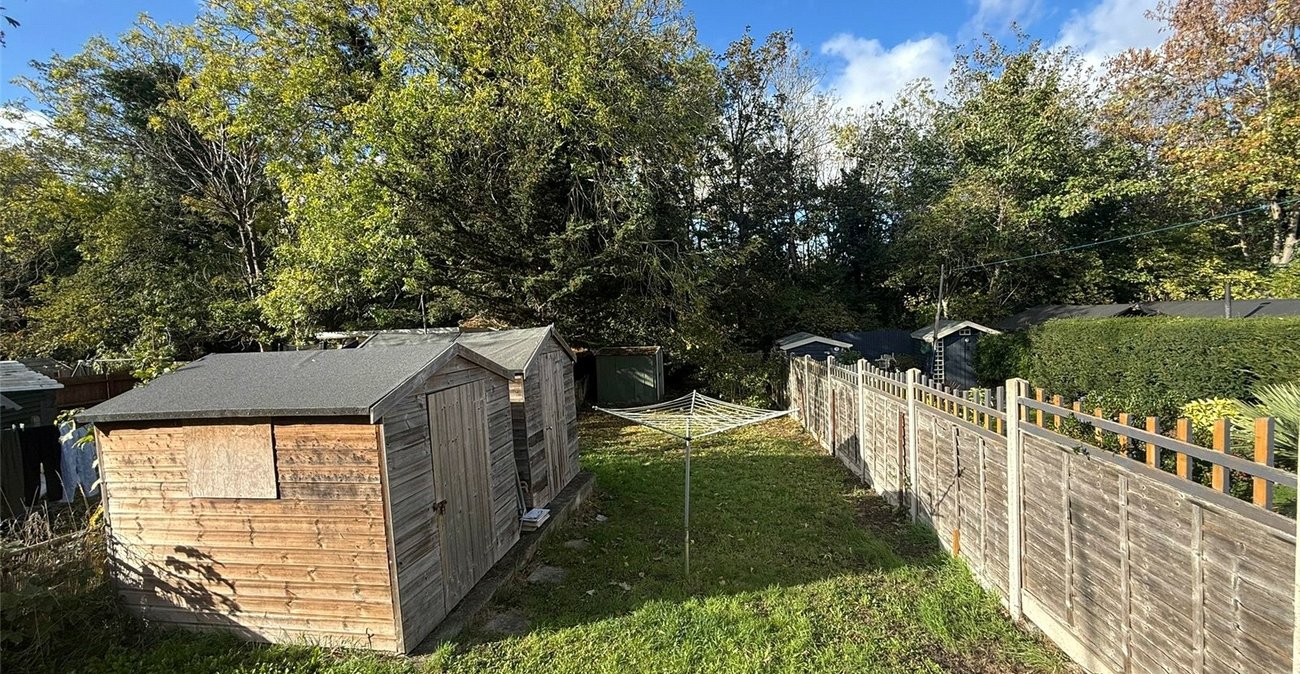 3 bedroom house for sale in Northfleet | Robinson Michael & Jackson